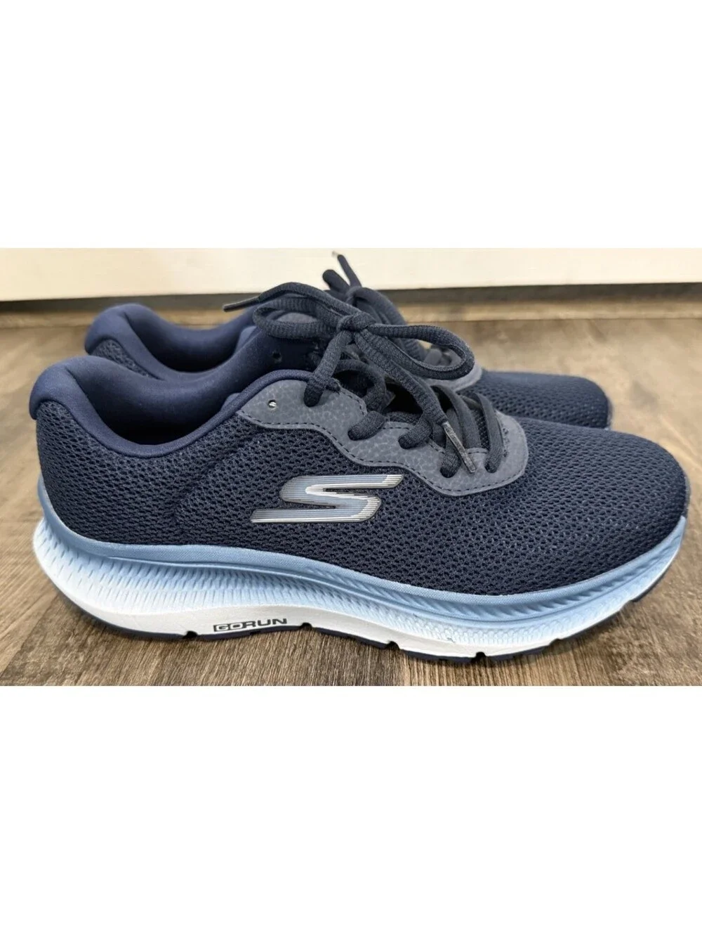 Skechers Women's Go Run Elite 2.0 Fast Pace Lace Up Shoes Navy Size 7 NWOB